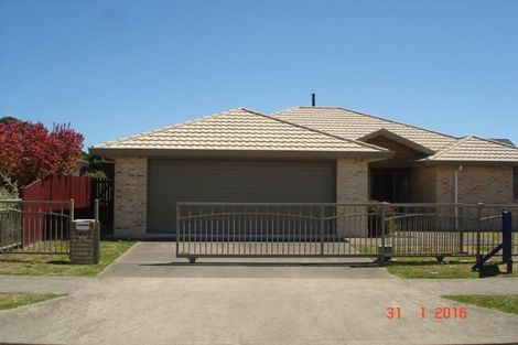 Photo of property in 51 Gandalf Crescent, Paraparaumu, 5032