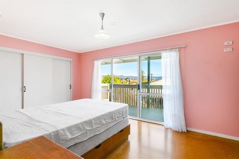Photo of property in 129a View Road, Sunnyvale, Auckland, 0612