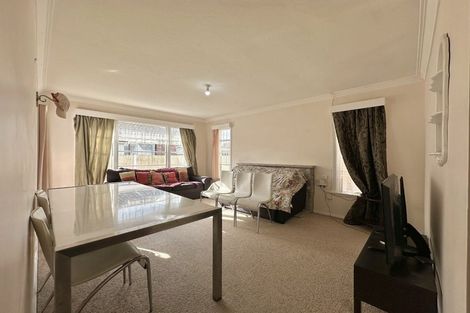 Photo of property in 42 Gibbons Street, Upper Hutt Central, Upper Hutt, 5018