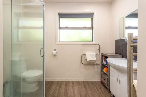 Photo of property in 61 Frensham Crescent, Woolston, Christchurch, 8062