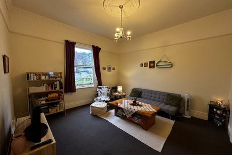 Photo of property in 22 Tamar Street, Island Bay, Wellington, 6023