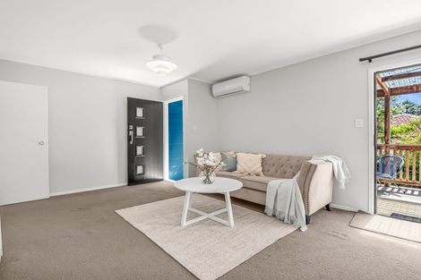 Photo of property in 7 Panzic Place, Glen Eden, Auckland, 0602