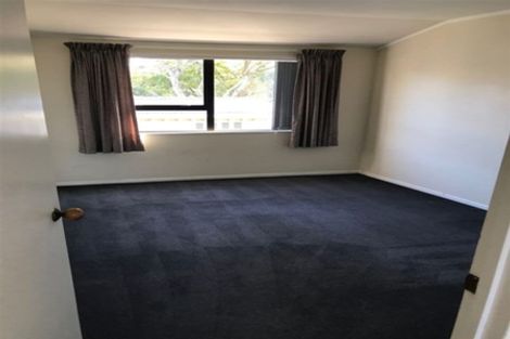 Photo of property in 1/130 Colwill Road, Massey, Auckland, 0614