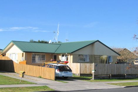 Photo of property in 7a Lloyd Drive, Nawton, Hamilton, 3200