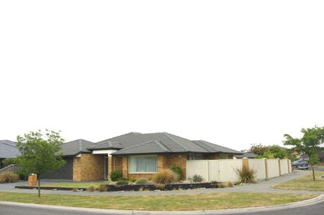 Photo of property in 35 Puhara Avenue, Parklands, Christchurch, 8083
