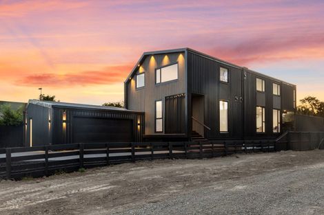 Photo of property in 53 Kings Avenue, Waikuku Beach, 7402