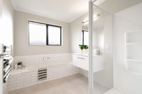 Photo of property in 242 Vaughan Road, Owhata, Rotorua, 3010