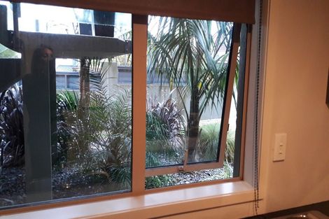 Photo of property in 25 Gulf View Road, Murrays Bay, Auckland, 0630