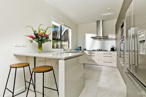 Photo of property in 88 Mackay Drive, Greenhithe, Auckland, 0632