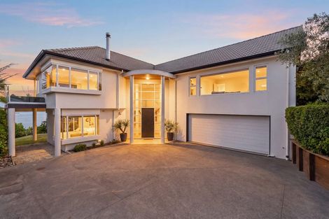Photo of property in 95 Tiri Road, Tindalls Beach, Whangaparaoa, 0930