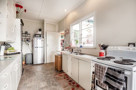 Photo of property in 819 Clive Street, Akina, Hastings, 4122