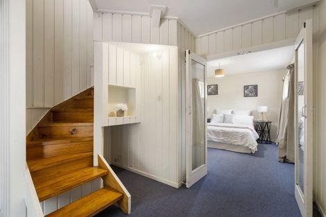 Photo of property in 1/21 Evelyn Place, Hillcrest, Auckland, 0627