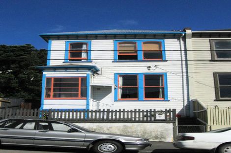 Photo of property in 18 Russell Terrace, Newtown, Wellington, 6021