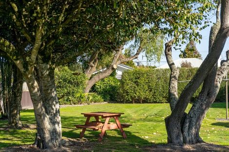 Photo of property in 75 Park Road, Carterton, 5713