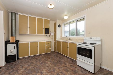 Photo of property in 9 Petries Road, Woodend, 7610