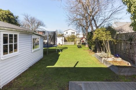 Photo of property in 82 Perry Street, Papanui, Christchurch, 8053