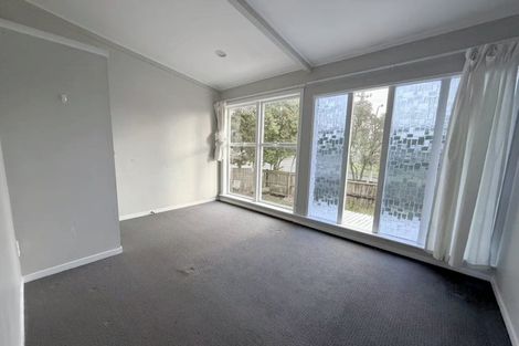 Photo of property in 16 Helena Street, Massey, Auckland, 0614