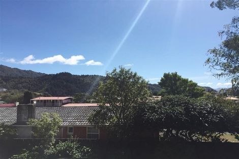 Photo of property in 1/37a Devon Street, Picton, 7220