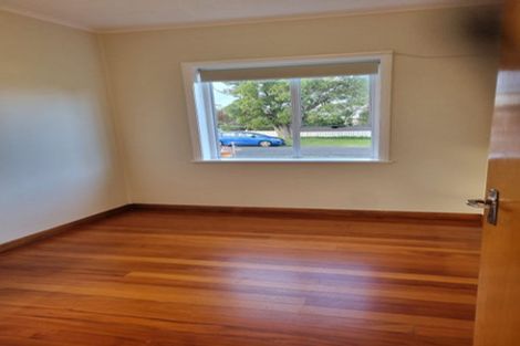 Photo of property in 22 Niccol Avenue, Narrow Neck, Auckland, 0624