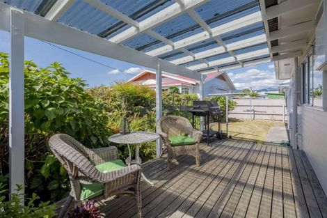 Photo of property in 1 Middlesex Street, Levin, 5510