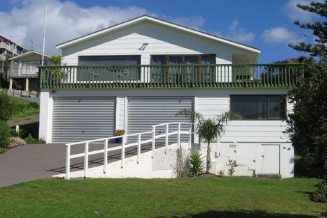 Photo of property in 15 Rewa Place, Russell, 0202