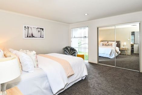 Photo of property in 61 The Track, Takanini, 2112