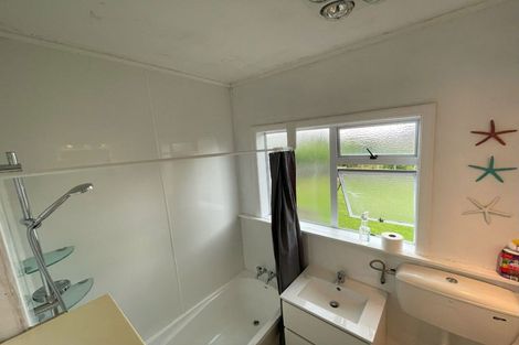 Photo of property in 22 Cornwall Street, Eltham, 4322