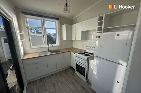 Photo of property in 61 Fitzroy Street, Caversham, Dunedin, 9012