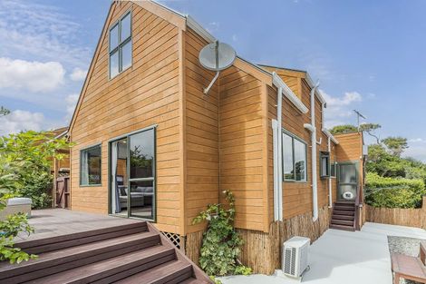 Photo of property in 3/49 Ranui Terrace, Tawa, Wellington, 5028