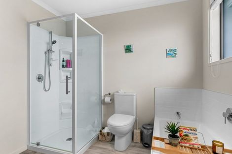 Photo of property in 9 Kakapo Place, Mangawhai, 0505