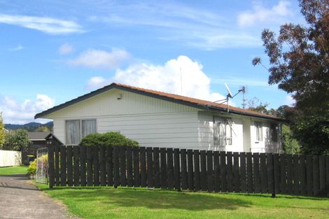 Photo of property in 10 Farwood Drive, Henderson, Auckland, 0612