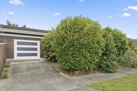 Photo of property in 71 Nimmo Avenue East, Waikanae, 5036