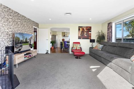 Photo of property in 308 Lake Terrace Road, Shirley, Christchurch, 8061
