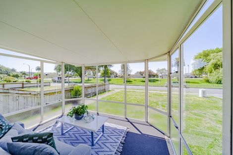 Photo of property in 55 Douglas Mclean Avenue, Marewa, Napier, 4110