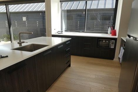 Photo of property in 12 Fife Court, Jacks Point, Queenstown, 9371