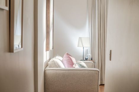 Photo of property in 9 Royal Street, Berhampore, Wellington, 6023