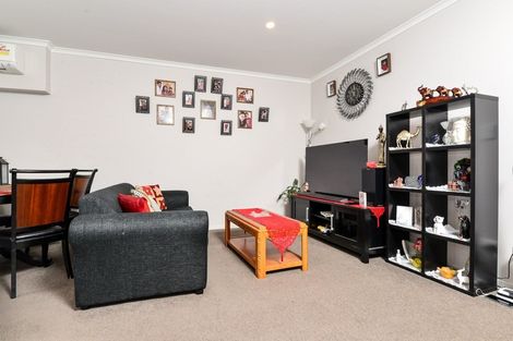 Photo of property in 3/16 Jones Crescent, Melville, Hamilton, 3206