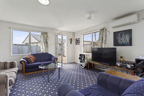 Photo of property in 37 Saint Johns Street, Woolston, Christchurch, 8062