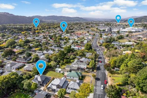 Photo of property in 47c Heretaunga Square, Silverstream, Upper Hutt, 5019