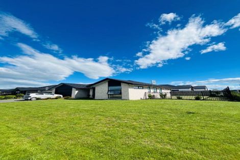 Photo of property in 4 Eileen Way, Rolleston, 7615