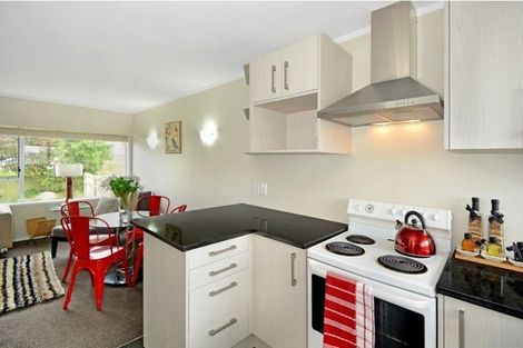Photo of property in 1/123 Birkdale Road, Birkdale, Auckland, 0626