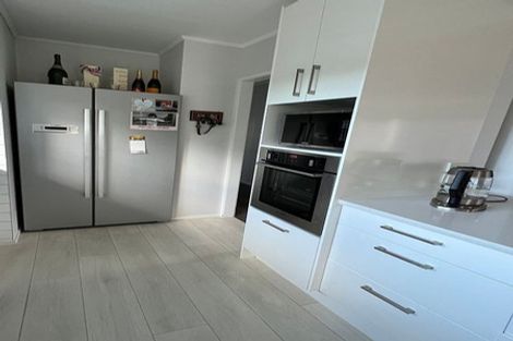 Photo of property in 62 Vandeleur Avenue, Birkdale, Auckland, 0626