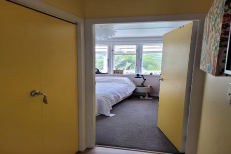 Photo of property in 34 Sievers Grove, Cannons Creek, Porirua, 5024