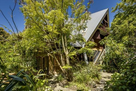 Photo of property in 21 Gillies Crescent, Waimarama, Havelock North, 4294