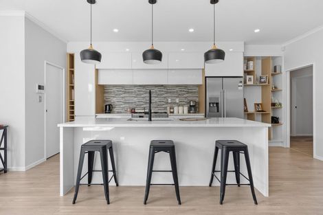 Photo of property in 95 Nobilo Road, Kumeu, 0810