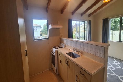 Photo of property in 11 Kirton Crescent, Manurewa, Auckland, 2102