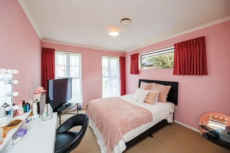 Photo of property in 49 Branigan Parade, Kelvin Grove, Palmerston North, 4414