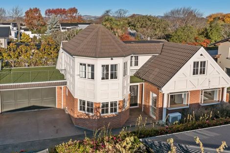 Photo of property in 2/53 Hamilton Avenue, Ilam, Christchurch, 8041