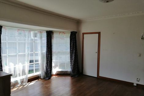 Photo of property in 8 Lewis Road, Pakuranga, Auckland, 2010