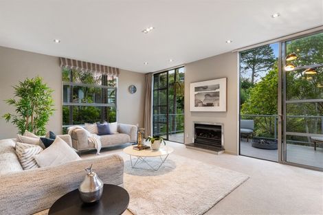 Photo of property in 14 Kahikatea Close, Campbells Bay, Auckland, 0630
